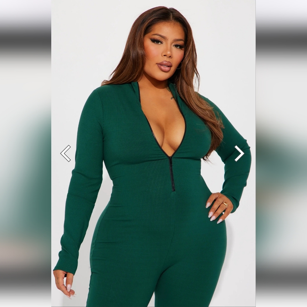 💚 HUNTER GREEN Ribbed Sabrina JUMPSUIT 💚 - Picture 6 of 17